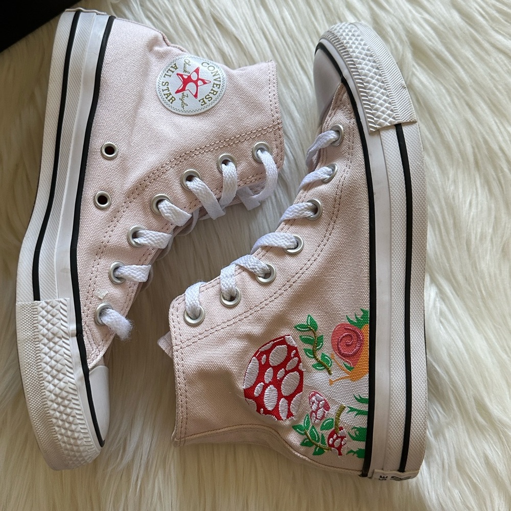 Converse Pink High-Top Sneakers with Mushroom Design - Picture 5 of 10